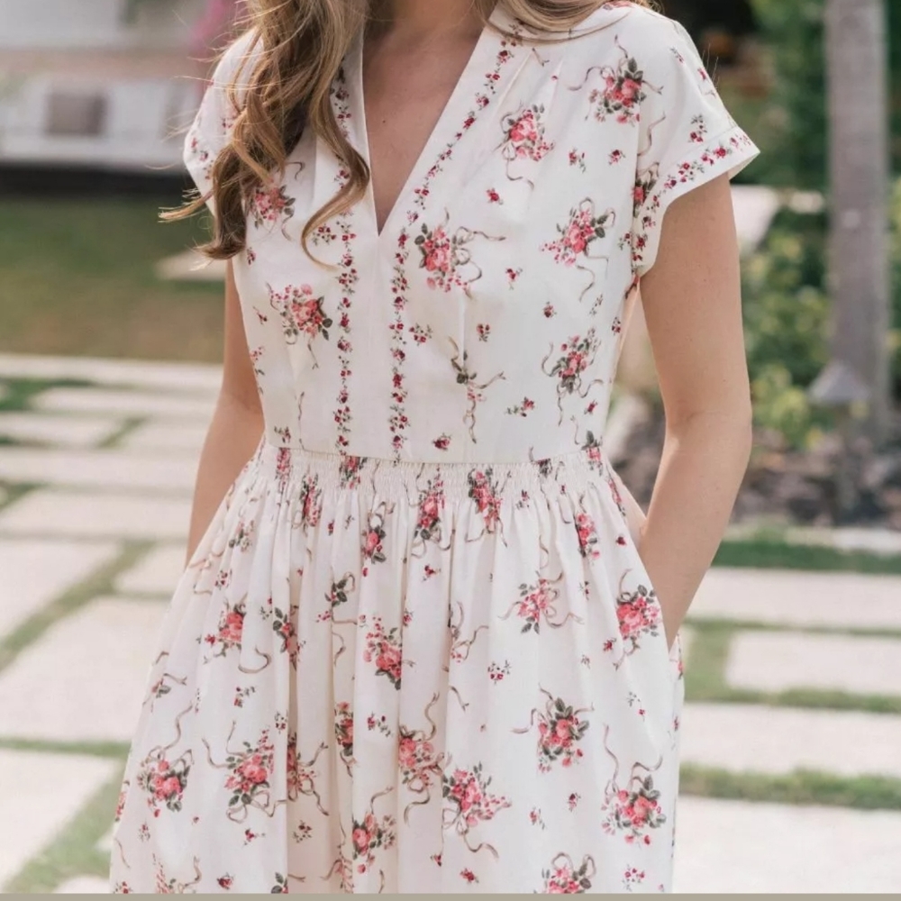 Gal Meets Glam - Cecily